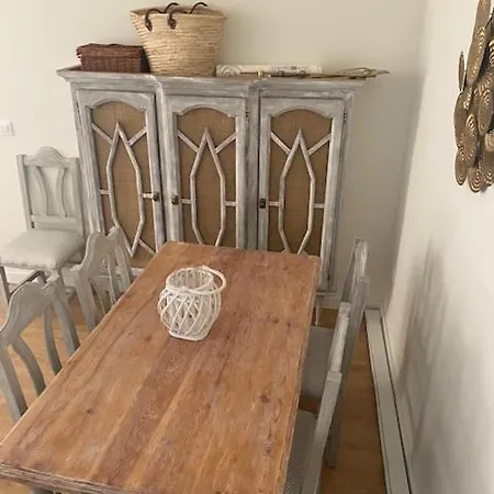 Piso Martinez Catena * 푸엔히롤라